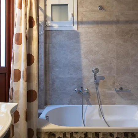 Apartment Pappas Family House *