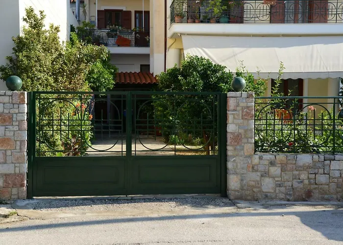 Pappas Family House Апартаменты